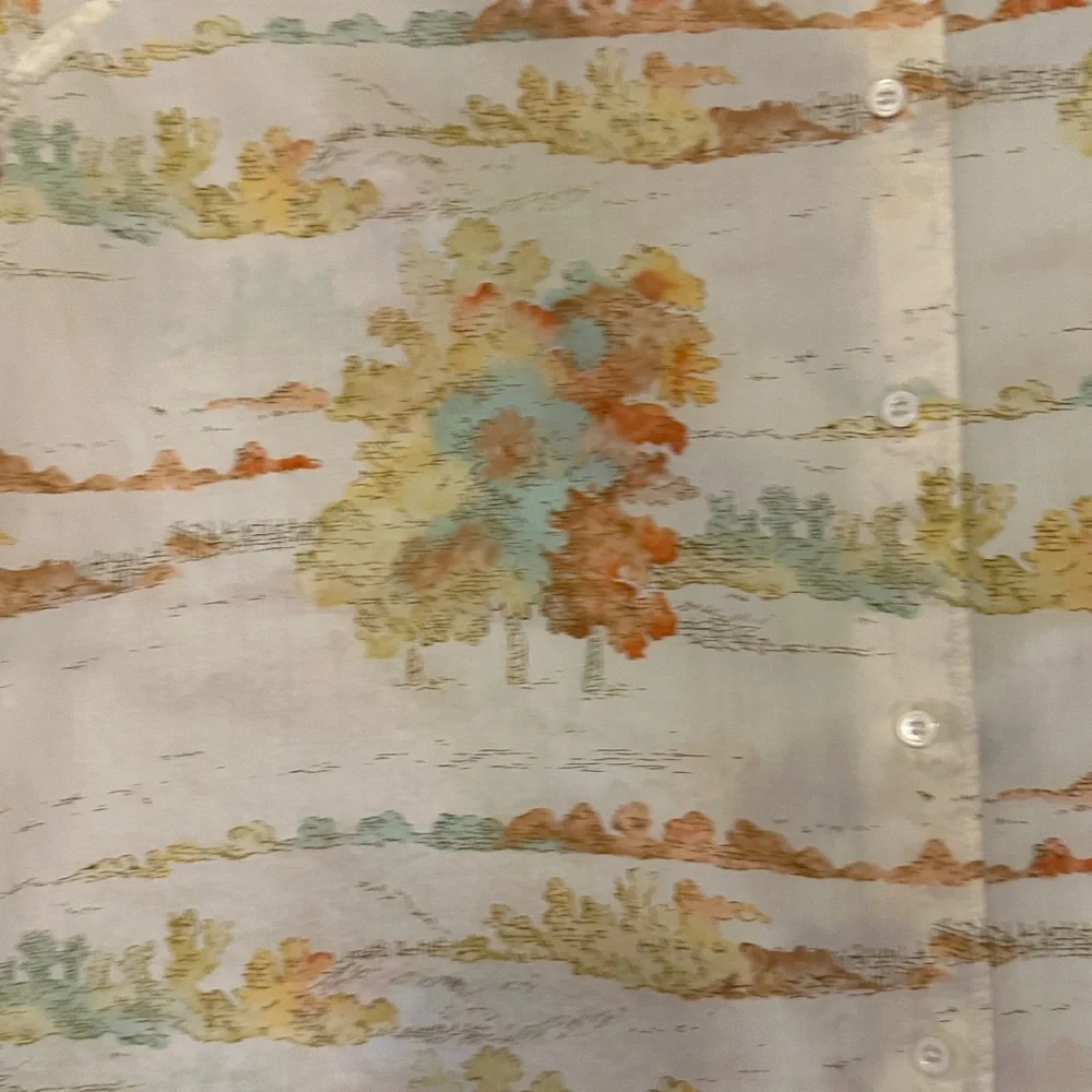 Eddie Bauer Women’s Shirt - Picture 3 of 3